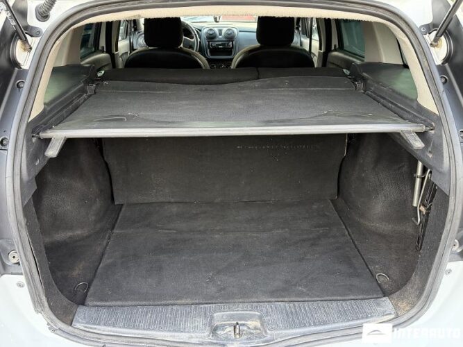 Dacia Logan MCV 41 interauto-car