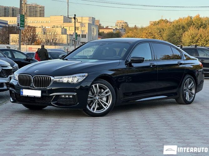 BMW 740e 38 interauto-car