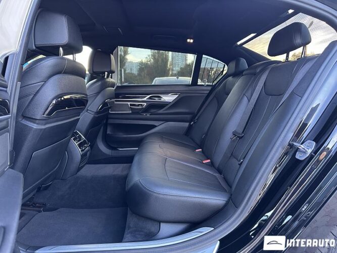 BMW 740e 57 interauto-car