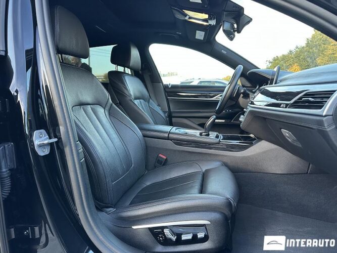 BMW 740e 45 interauto-car