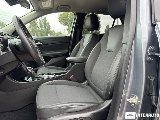 Buick Encore 38 interauto-car