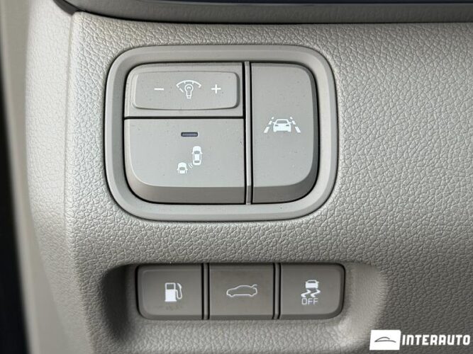 Kia Optima 41 interauto-car