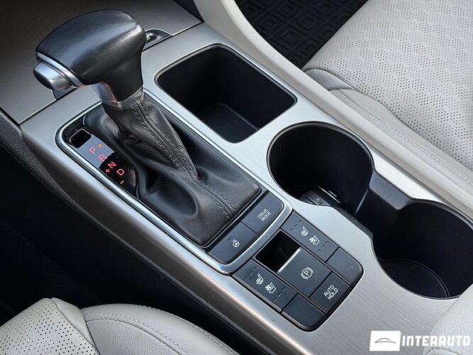 Kia Optima 45 interauto-car