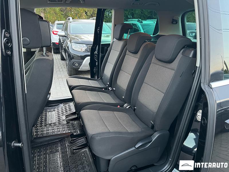 Volkswagen Sharan 31 automobil-interauto