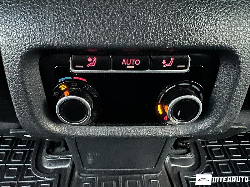 Volkswagen Sharan 30 automobil-interauto