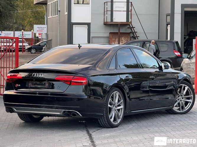 Audi S8 34 interauto-car