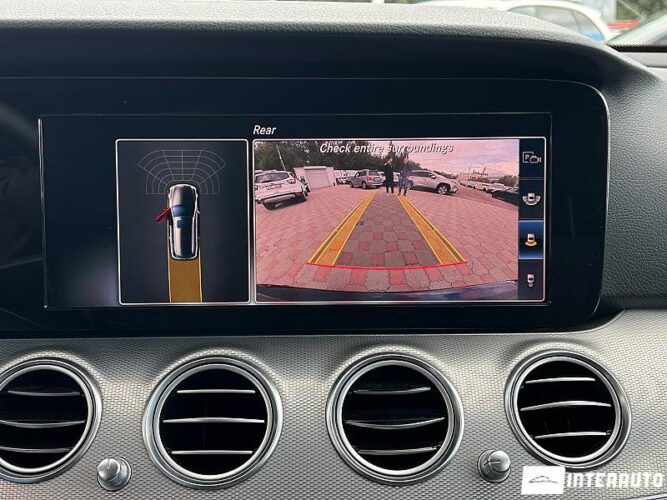 Mercedes E 220 41 interauto-car