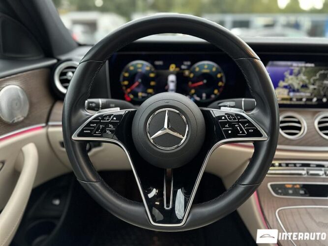 Mercedes E 350 44 interauto-car