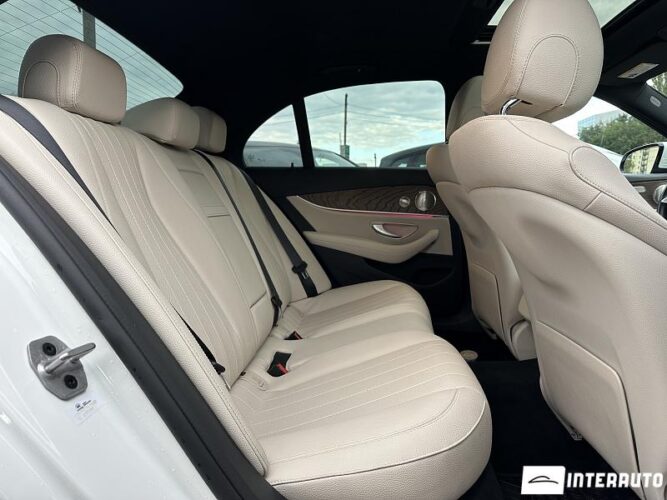 Mercedes E 350 49 interauto-car