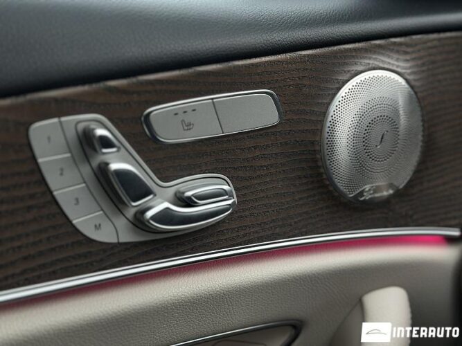 Mercedes E 350 41 interauto-car