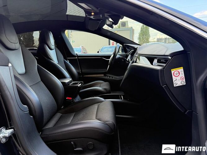 Tesla Model S 41 interauto-car