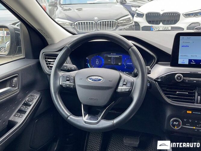Ford Kuga 36 interauto-car