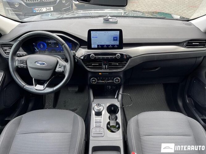 Ford Kuga 35 interauto-car