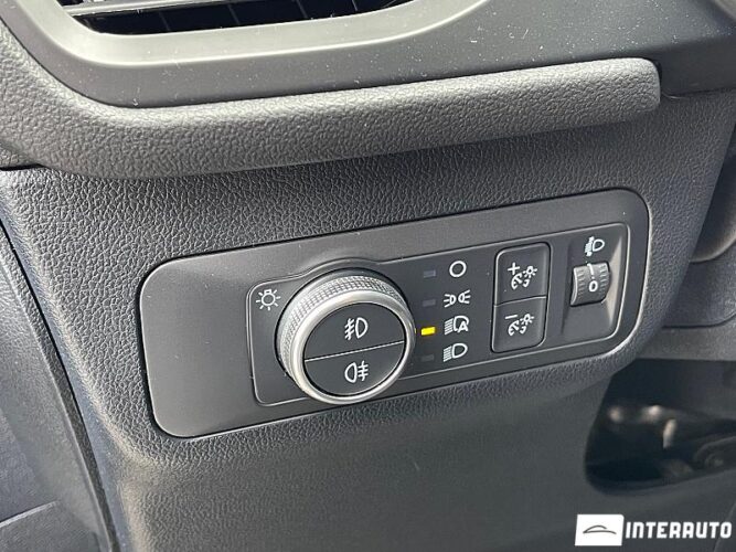 Ford Kuga 44 interauto-car