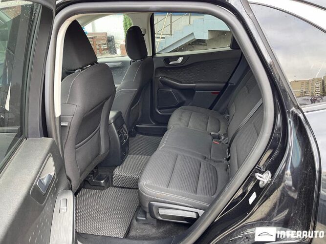 Ford Kuga 45 interauto-car