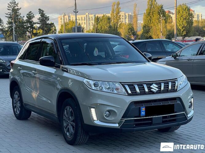 Suzuki Vitara 33 interauto-car