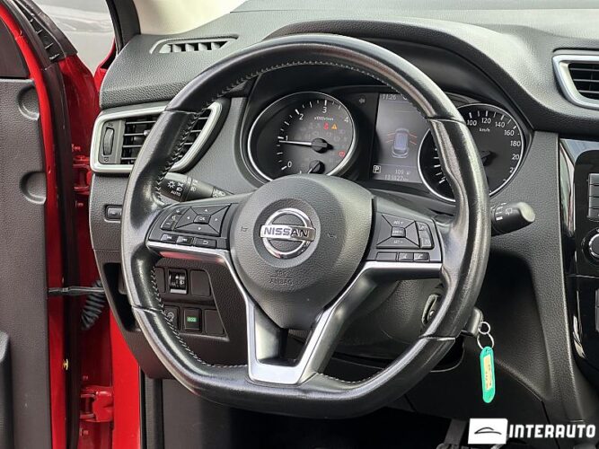 Nissan Qashqai 36 interauto-car
