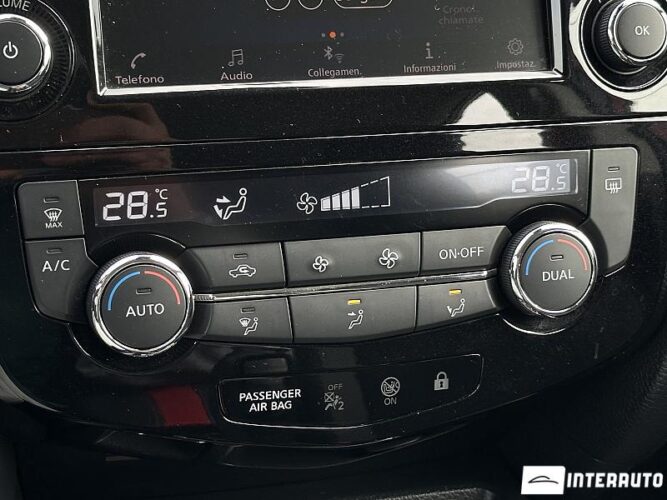 Nissan Qashqai 40 interauto-car