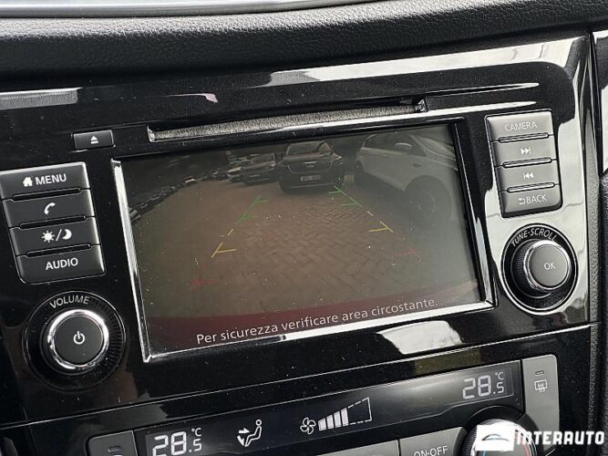 Nissan Qashqai 39 interauto-car