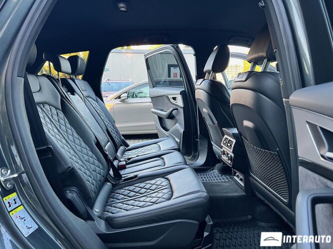 Audi SQ7 62 interauto-car