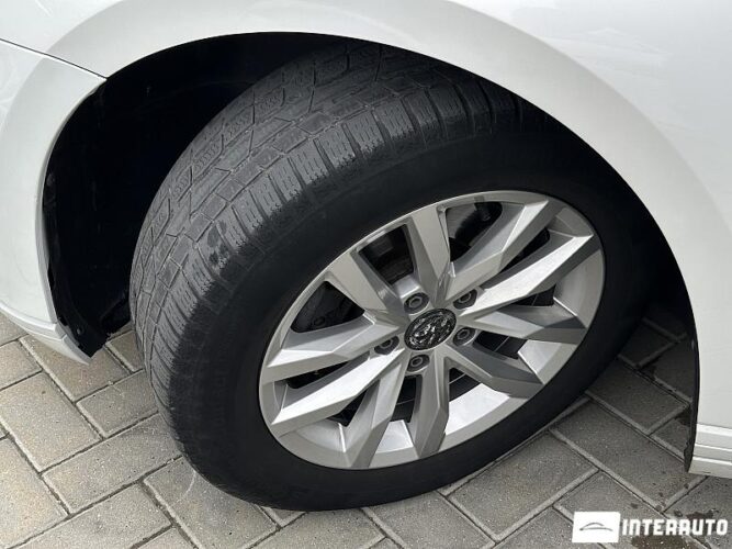 Volkswagen Passat 52 interauto-car