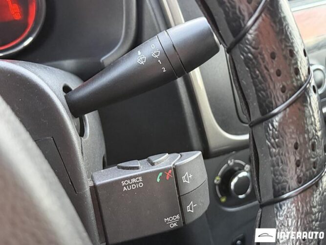 Dacia Logan 32 interauto-car