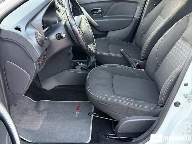 Dacia Logan 31 interauto-car