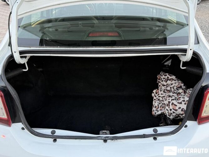 Dacia Logan 41 interauto-car