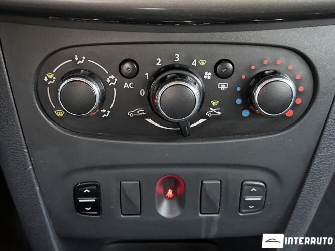 Dacia Logan 36 interauto-car