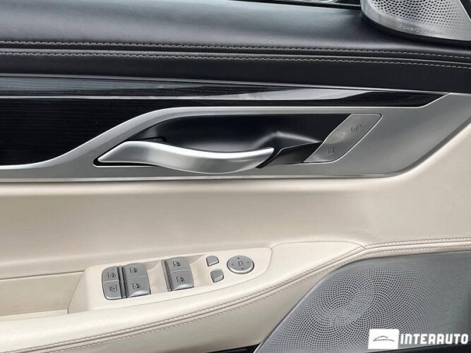 BMW 750 36 interauto-car