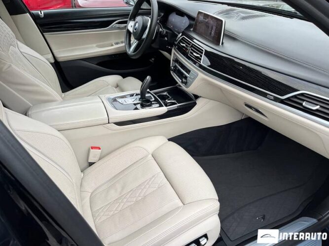 BMW 750 38 interauto-car