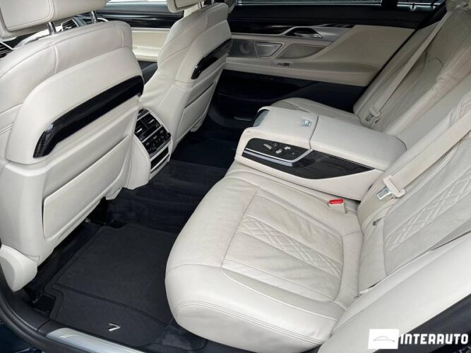 BMW 750 50 interauto-car