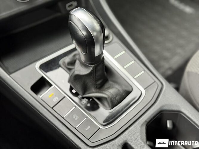 Volkswagen Jetta 45 interauto-car