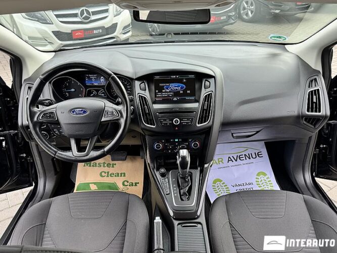 Ford Focus 36 interauto-car