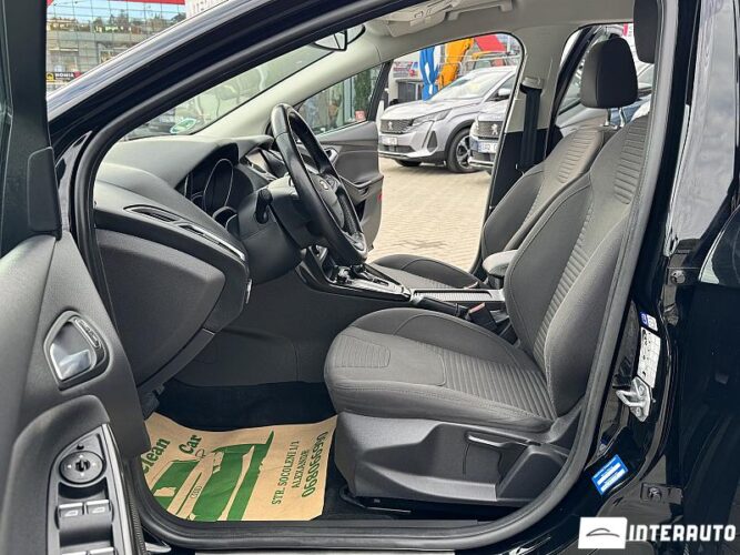 Ford Focus 35 interauto-car