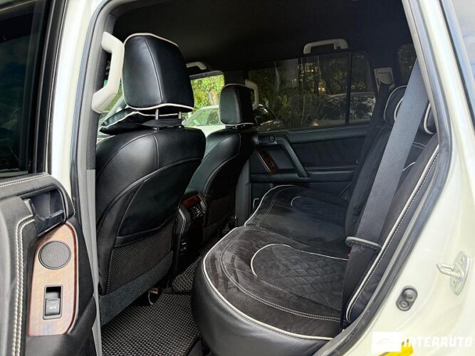 Toyota Land Cruiser Prado 50 interauto-car