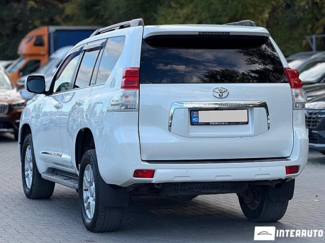 Toyota Land Cruiser Prado 35 interauto-car