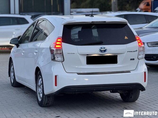 Toyota Prius Plus / V 31 interauto-car