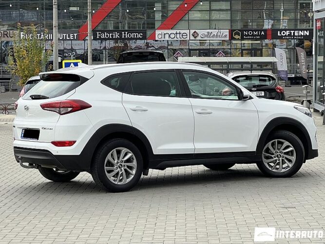 Hyundai Tucson 32 interauto-car