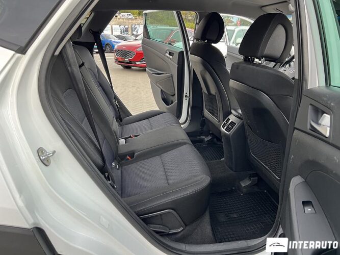 Hyundai Tucson 44 interauto-car