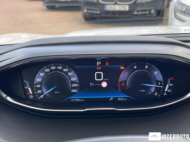 Peugeot 5008 41 interauto-car