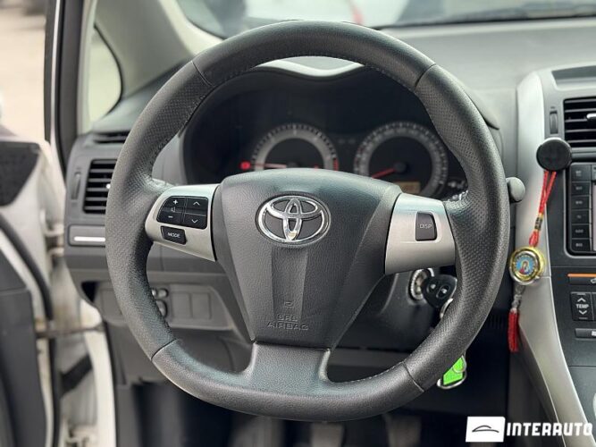 Toyota Auris 35 interauto-car