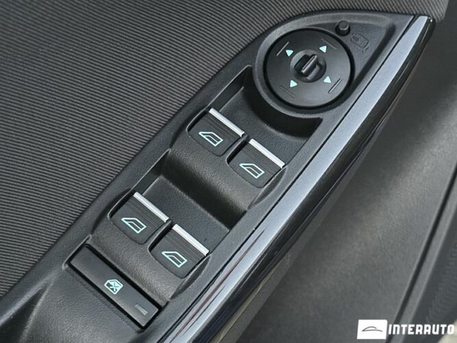 Ford Focus 49 interauto-car