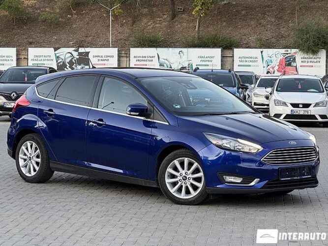 Ford Focus 32 interauto-car