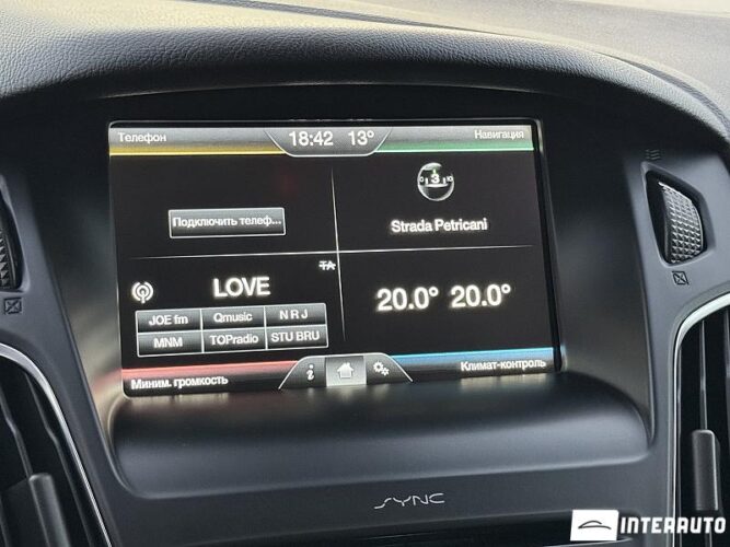 Ford Focus 40 interauto-car