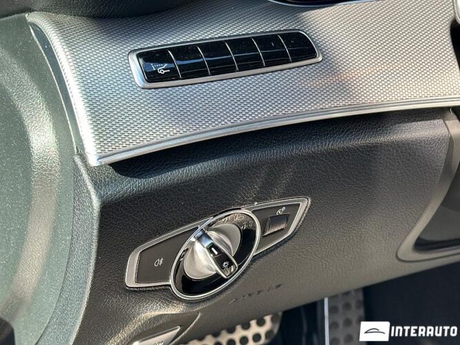 Mercedes E 220 45 interauto-car