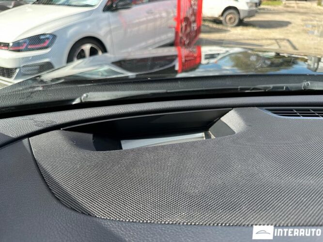Mercedes E 220 44 interauto-car