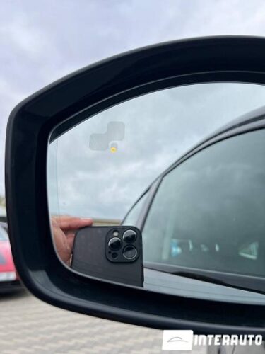 Jaguar E-Pace 38 interauto-car