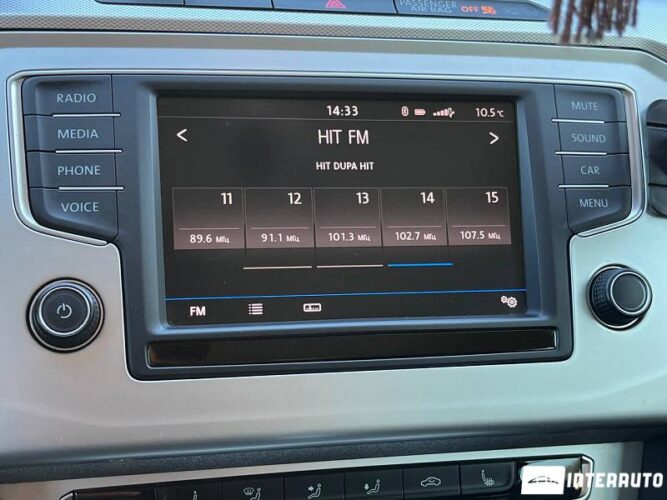 Volkswagen Passat 33 interauto-car