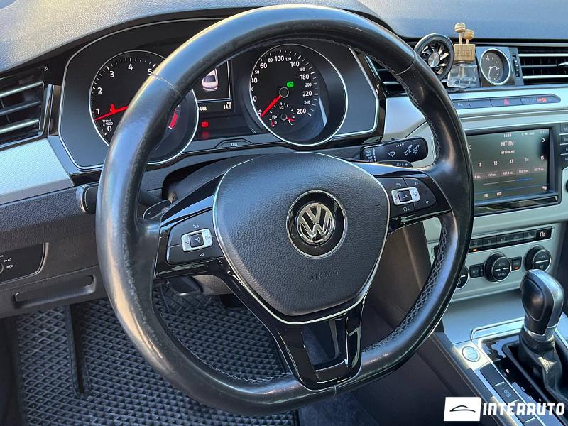 Volkswagen Passat 15 automobil-interauto